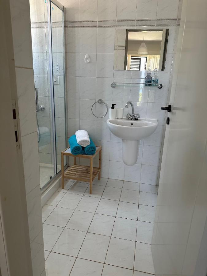 Seaclusion Vacation Villa Pomos Esterno foto
